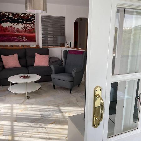 Apartamento En Torremolinos Con Piscina Luaran gambar