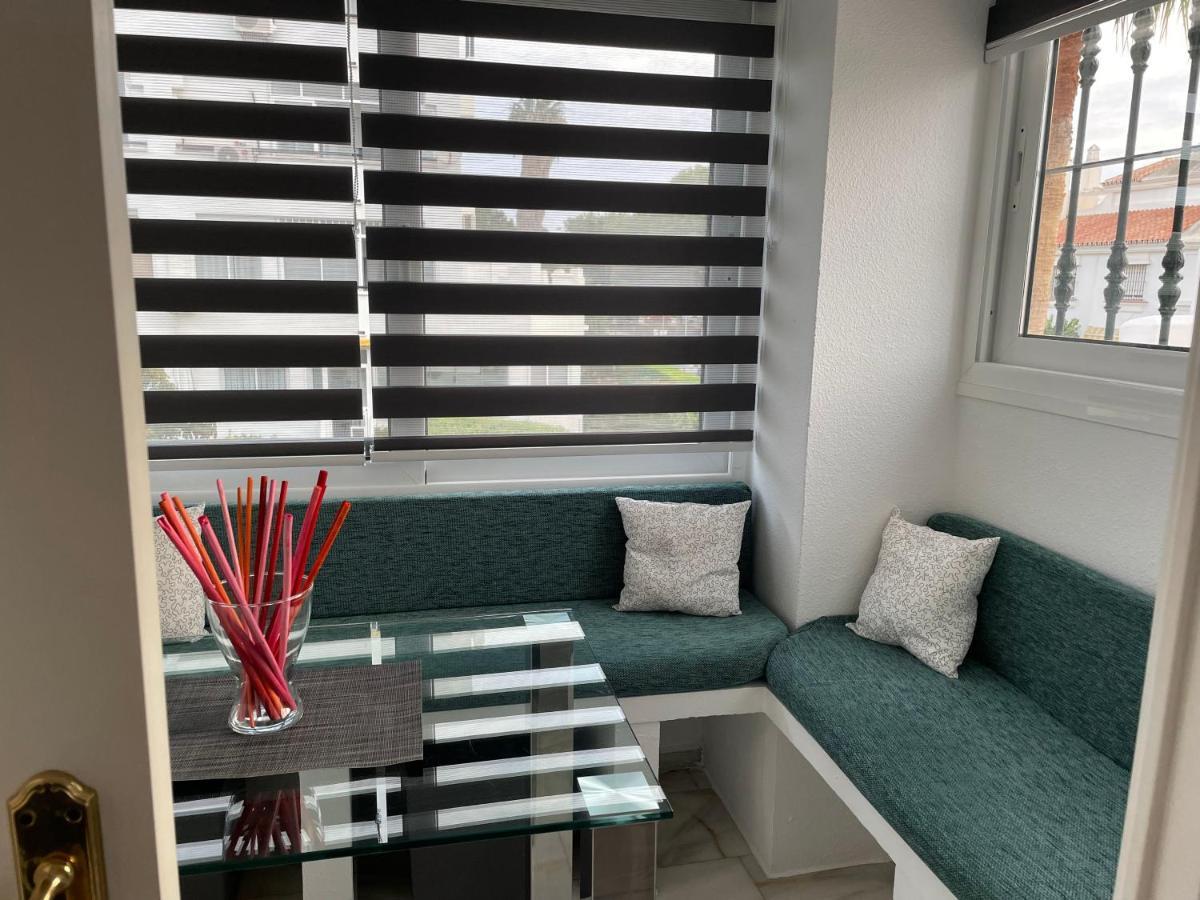 Apartamento En Torremolinos Con Piscina Luaran gambar