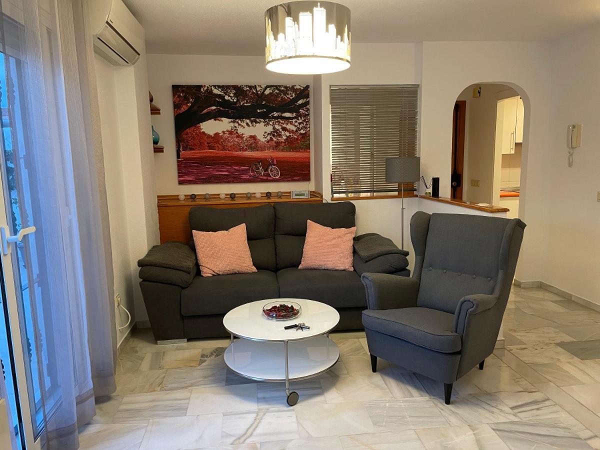 Apartamento En Torremolinos Con Piscina Luaran gambar