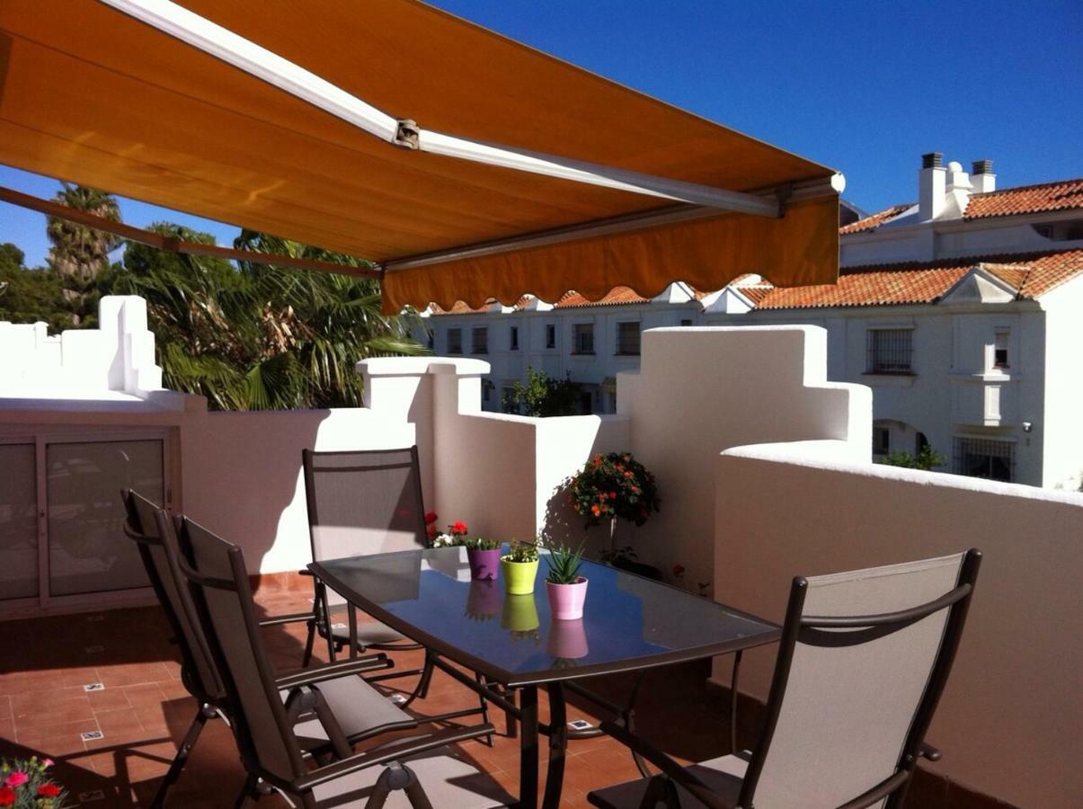 Apartamento En Torremolinos Con Piscina Luaran gambar
