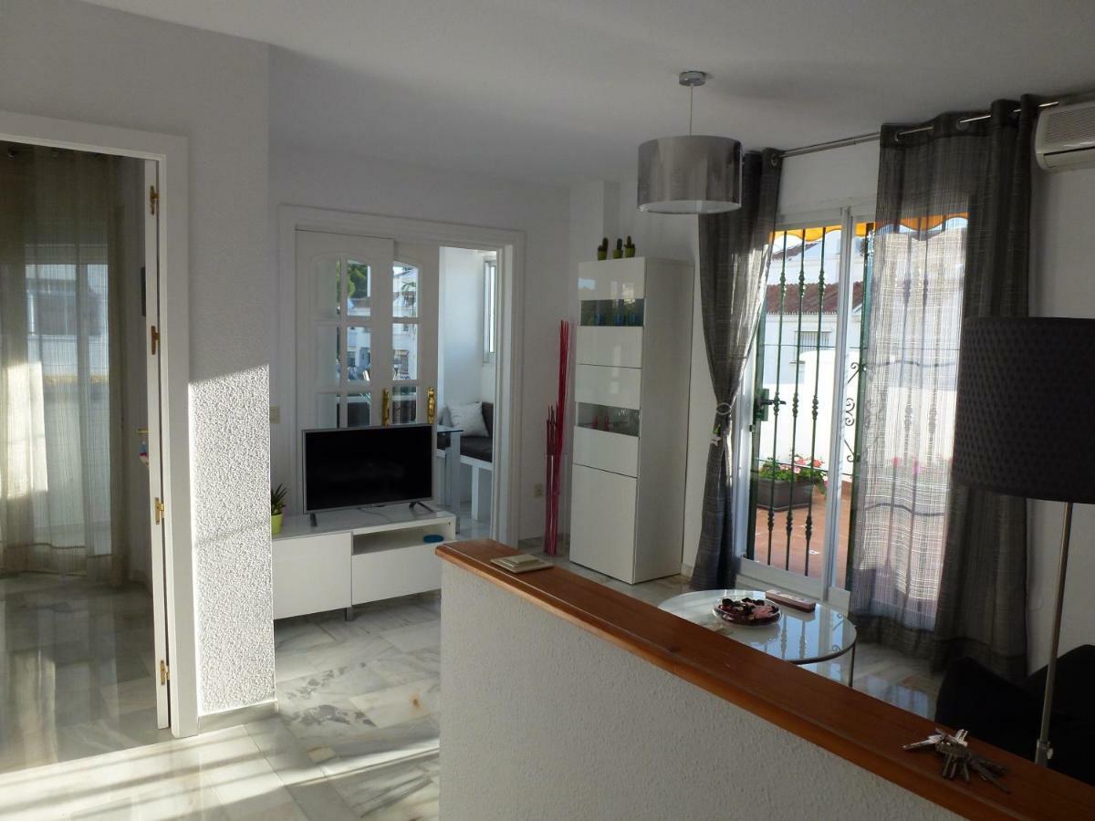 Apartamento En Torremolinos Con Piscina Luaran gambar